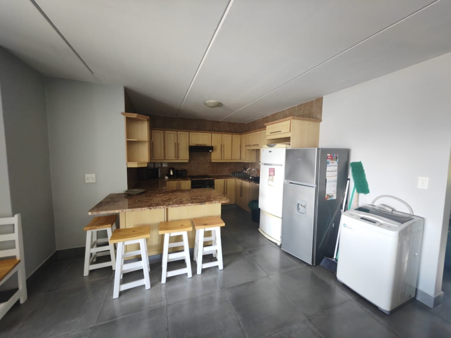 2 Bedroom Property for Sale in Voorbaai Western Cape